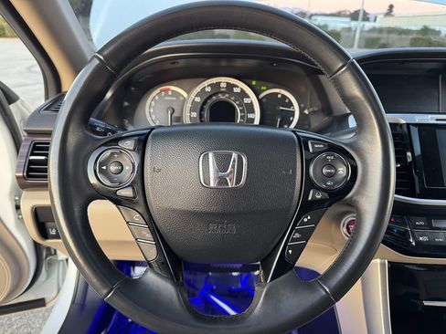 Used 2017 Honda Accord EX-L image 38