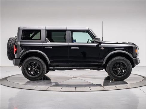Used 2023 Ford Bronco Wildtrak image 6