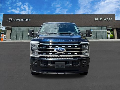 Used 2024 Ford F250 Lariat AWD/4WD image 2