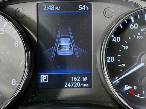 Used 2020 Nissan Rogue SV AWD/4WD image 17