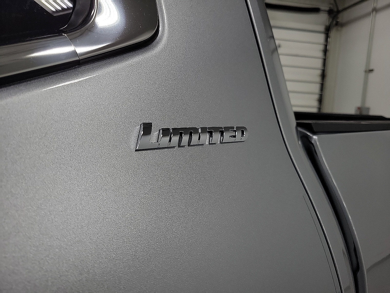 Used 2024 Toyota Tundra Limited AWD/4WD image 13