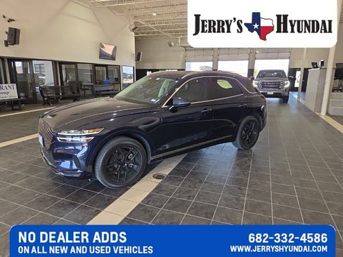 Used 2022 Genesis GV70 2.5T w/ Advanced Package AWD/4WD image 1