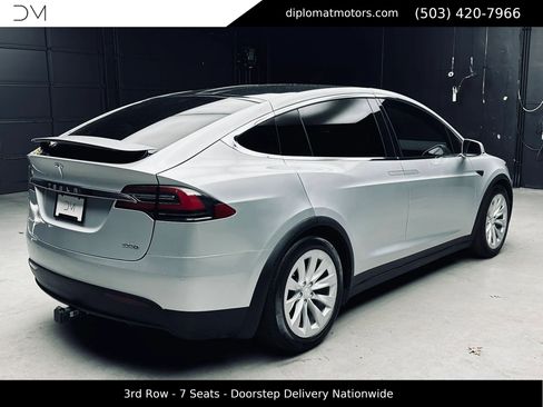 Used 2018 Tesla Model X 100D AWD/4WD image 7