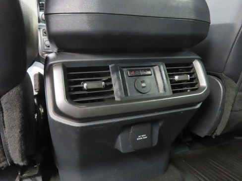 Used 2025 Ford F150 Lariat w/ Equipment Group 502A High AWD/4WD image 19