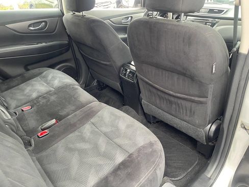 Used 2014 Nissan Rogue S AWD/4WD image 25