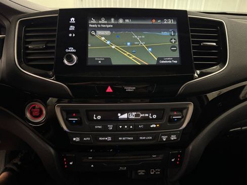 Used 2020 Honda Pilot Touring image 21