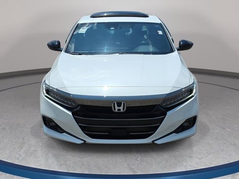 Used 2022 Honda Accord Sport image 2