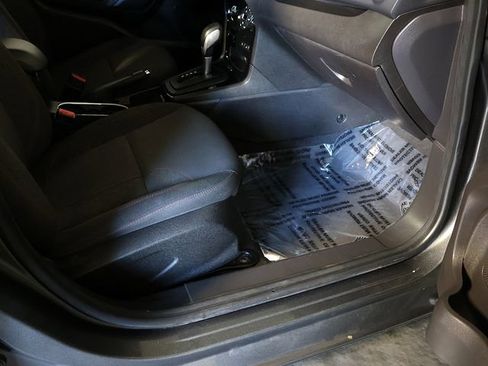 Used 2016 Ford Fiesta SE w/ Equipment Group 201A FWD image 31