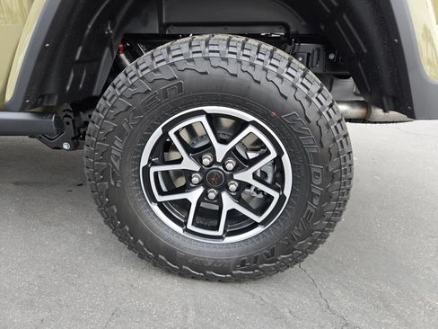 New 2026 Jeep Gladiator Rubicon image 38
