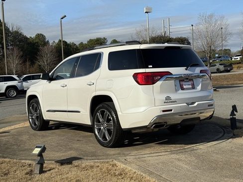 Used 2018 GMC Acadia Denali w/ Technology Package image 5