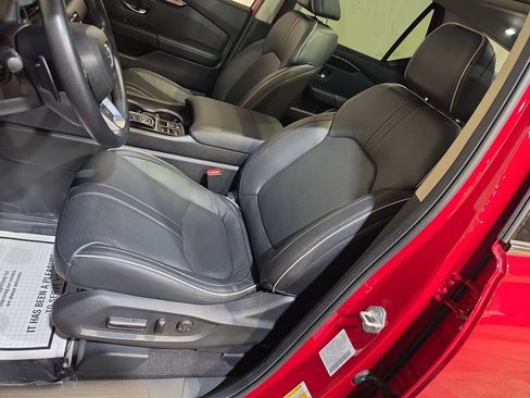 Certified 2024 Honda Pilot Elite image 13