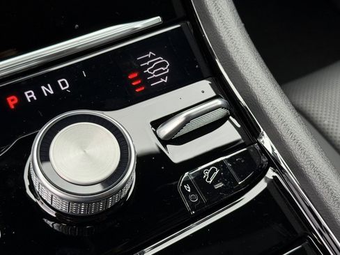 New 2025 Jeep Grand Cherokee Overland w/ Adv Protech Group III image 38