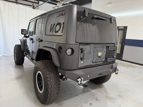 Used 2017 Jeep Wrangler Unlimited Sport w/ Quick Order Package 24S AWD/4WD image 21
