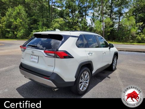 Used 2022 Toyota RAV4 Limited FWD image 6