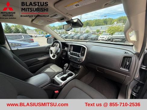 Used 2022 Chevrolet Colorado LT w/ Safety Package AWD/4WD image 56