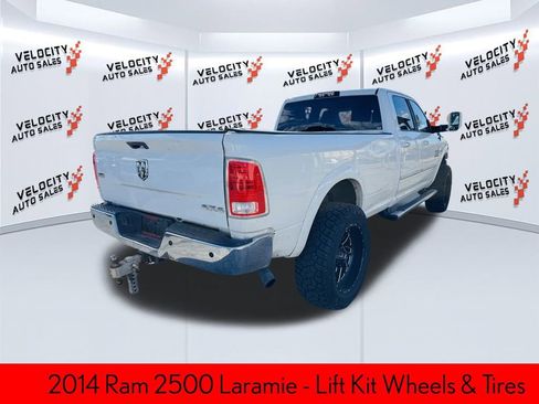 Used 2014 RAM 2500 Laramie image 3