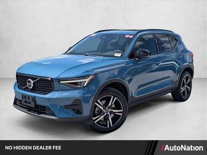 Used 2024 Volvo XC40 B5 Core w/ Climate Package