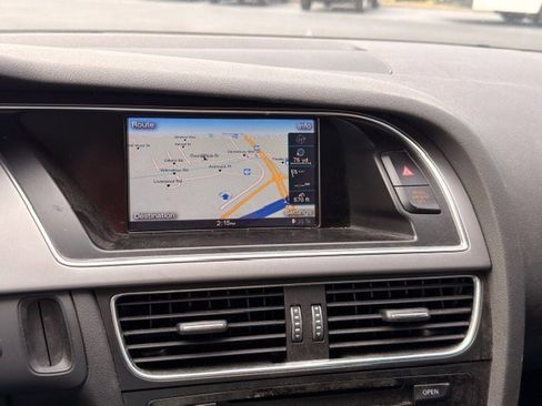 Used 2013 Audi A4 Premium Plus w/ Premium Plus Pkg image 3