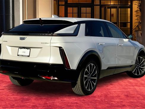 New 2025 Cadillac Lyriq Sport image 6