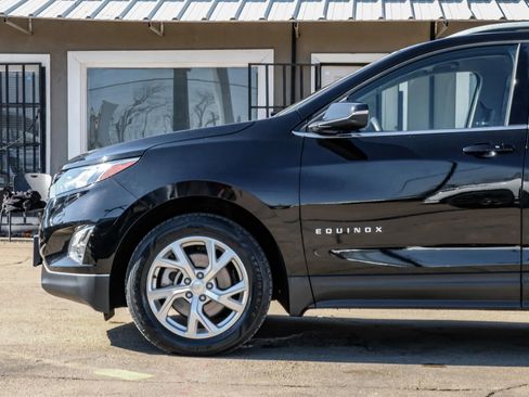 Used 2018 Chevrolet Equinox LT image 16