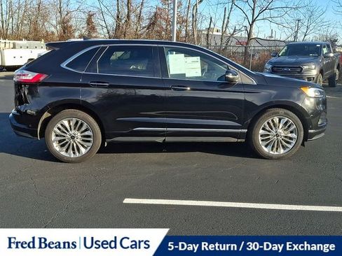 Certified 2022 Ford Edge Titanium w/ Equipment Group 301A image 13