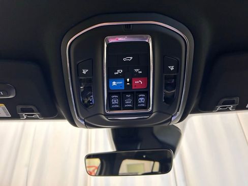 New 2026 Jeep Grand Cherokee L Limited AWD/4WD image 19