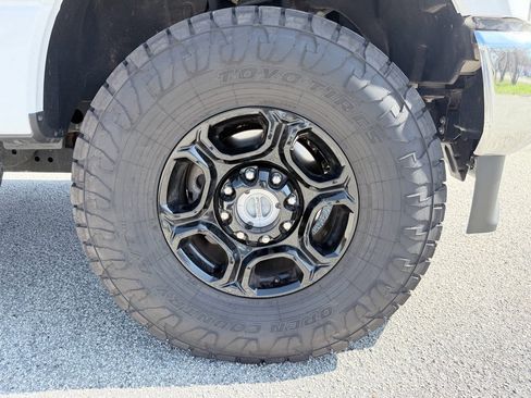 Used 2021 Ford F250 Lariat image 35