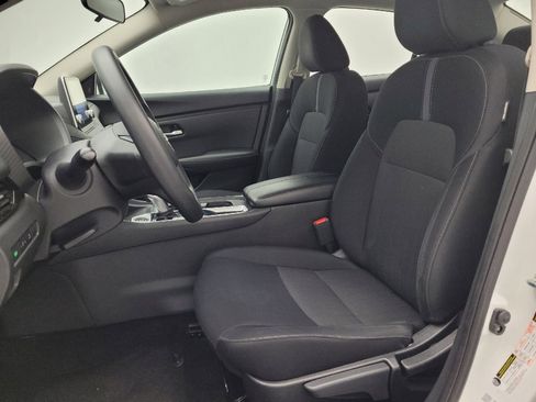 Used 2024 Nissan Sentra SV image 17