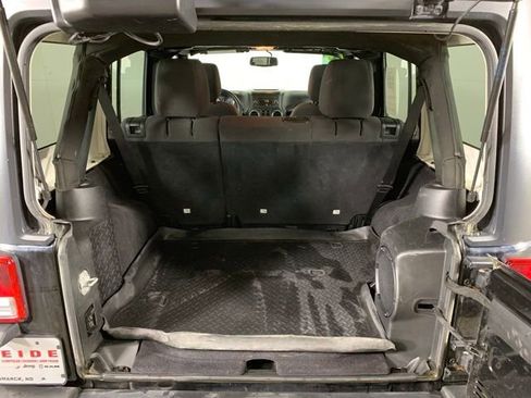 Used 2013 Jeep Wrangler Unlimited Sport AWD/4WD image 27