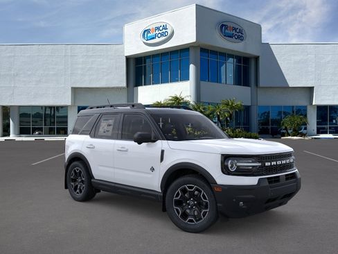 New 2025 Ford Bronco Sport Outer Banks w/ Outer Banks Tech Package+ AWD/4WD image 7