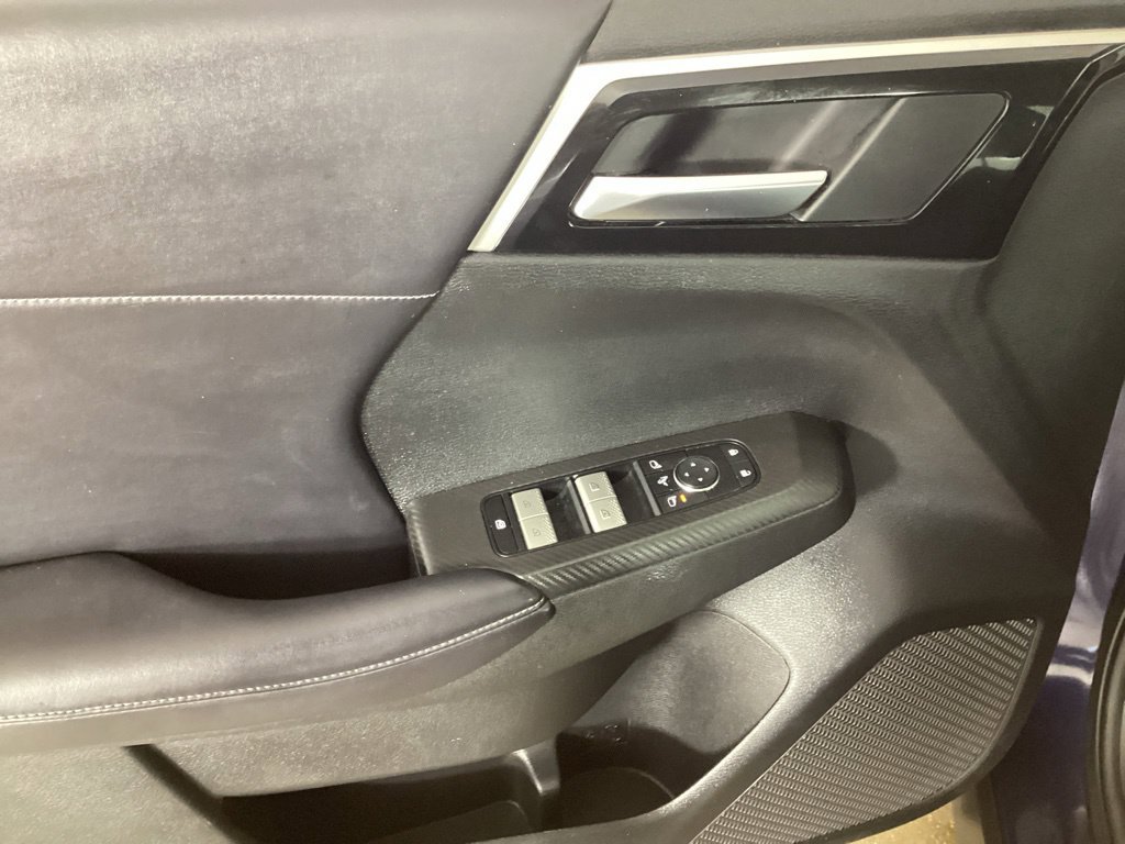 Used 2024 Mitsubishi Outlander SE AWD/4WD image 11