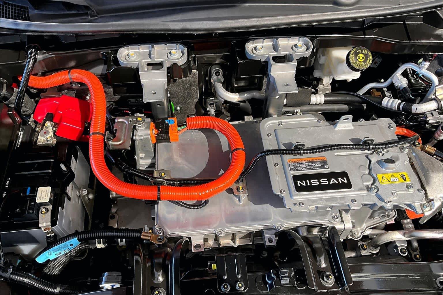Used 2024 Nissan Ariya FWD image 32