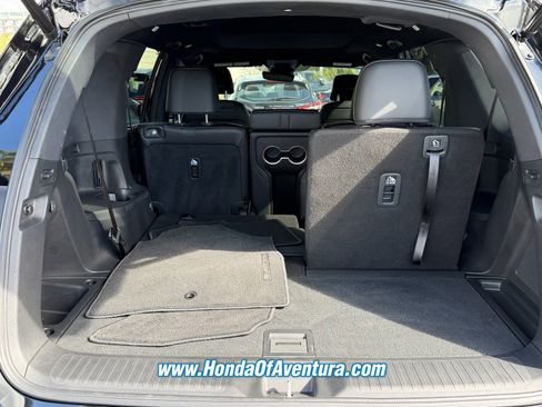 Certified 2025 Honda Pilot Black Edition image 10