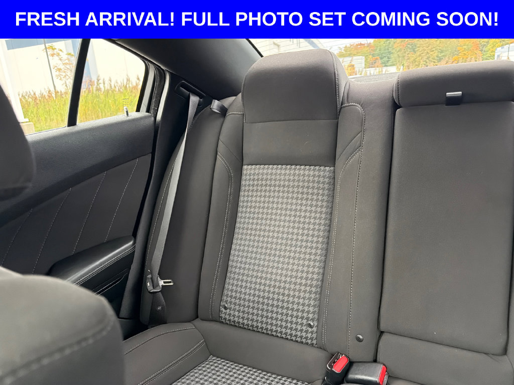 Used 2023 Dodge Charger SXT w/ Blacktop Package AWD/4WD image 18