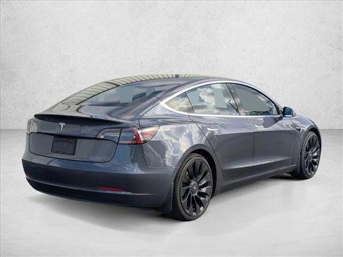 Used 2020 Tesla Model 3 Standard Range image 5