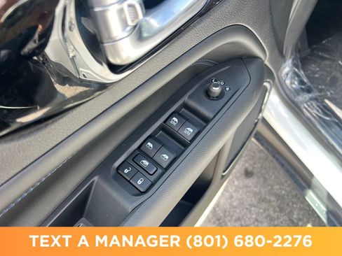 New 2026 Jeep Compass Latitude AWD/4WD image 11