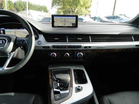 Used 2018 Audi Q7 2.0T Premium Plus w/ Premium Plus Package image 17
