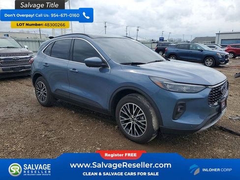 Used 2023 Ford Escape SE w/ PHEV Premium Package image 5