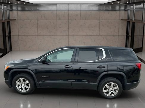 Used 2017 GMC Acadia SLE w/ LPO, Floor Liner Package image 13