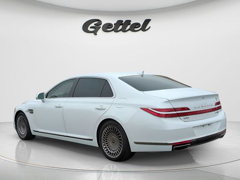 Used 2022 Genesis G90 5.0 Ultimate image 6