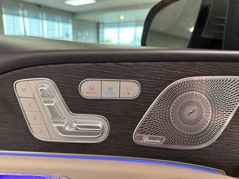Used 2020 Mercedes-Benz GLS 450 4MATIC image 31