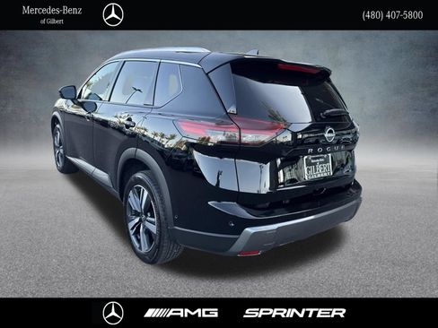 Used 2026 Nissan Rogue SL FWD image 4