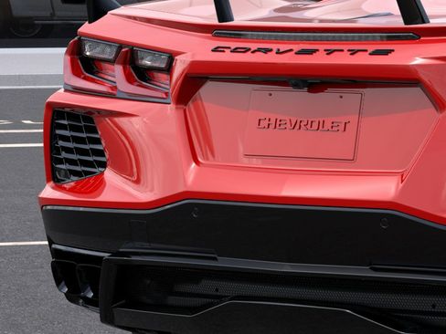 New 2025 Chevrolet Corvette Stingray Premium Cpe w/ Z51 Performance Package RWD image 38