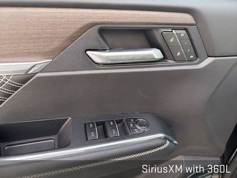 Used 2025 GMC Acadia Denali w/ LPO, Floor Liner Package image 29