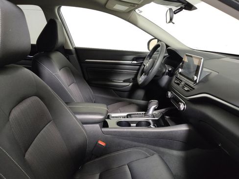 Used 2021 Nissan Altima 2.5 SV AWD/4WD image 21