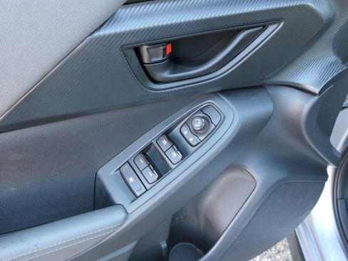 Certified 2025 Subaru Crosstrek 2.0i Premium image 13