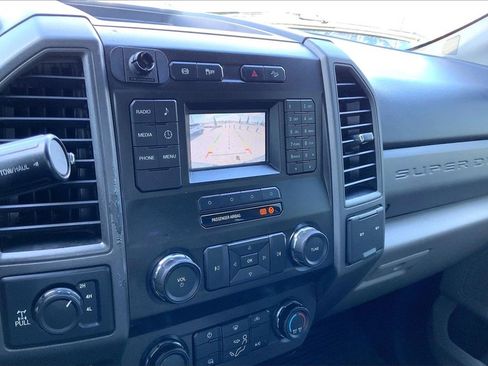 Used 2019 Ford F250 XL w/ Power Equipment Group image 14