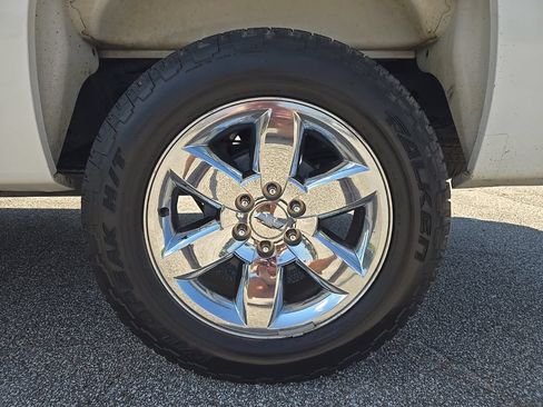 Used 2009 Chevrolet Silverado 1500 LT w/ Power Pack Plus RWD image 25