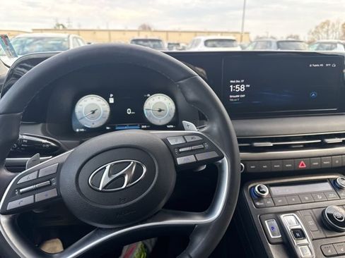 Used 2024 Hyundai Palisade Limited image 15