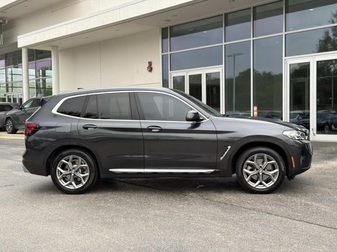 Used 2022 BMW X3 xDrive30i w/ Convenience Package AWD/4WD image 4